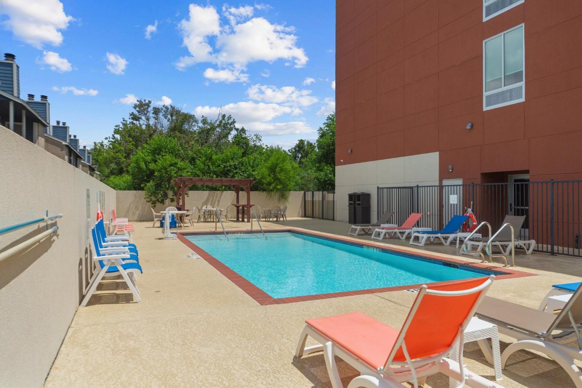Holiday Inn Express & Suites - Houston Nasa - Boardwalk Area By Ihg Seabrook Esterno foto